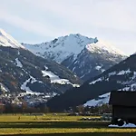 Kern By Interhome Apartament Bad Hofgastein